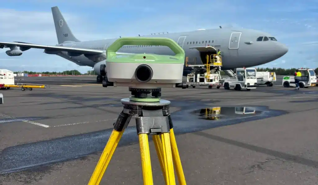 Newcastle runway scheme 3